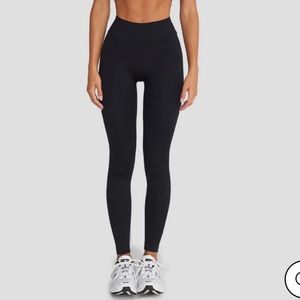 Crop shop seamless leggings